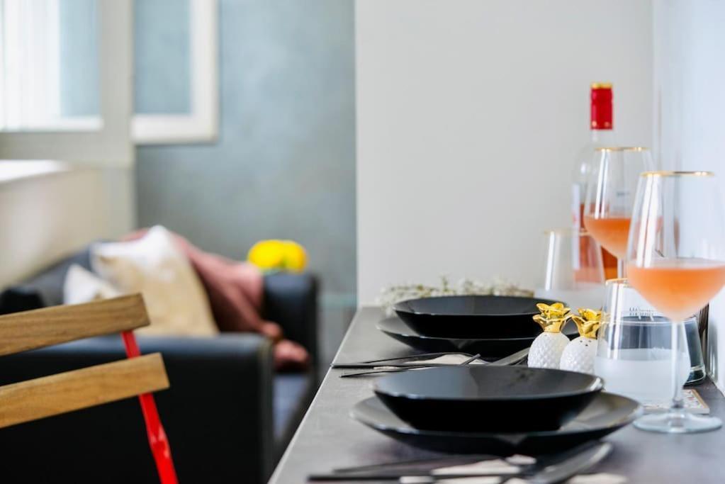 Cozy 1-Bedroom Flat In The Very Center Of صوفيا المظهر الخارجي الصورة